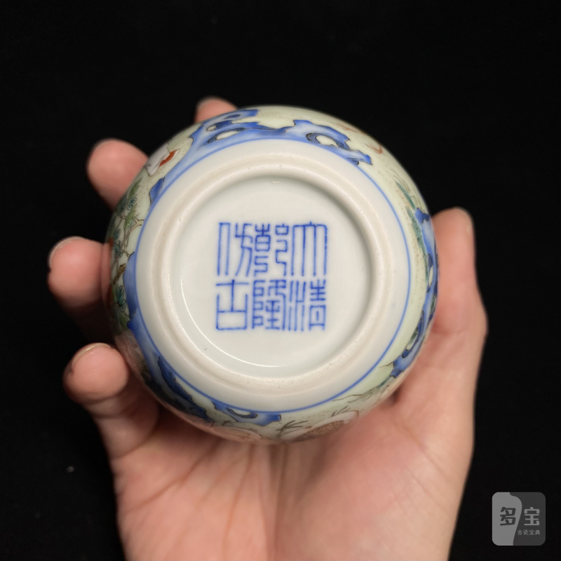 清乾隆 粉彩鸡缸杯 - 图12